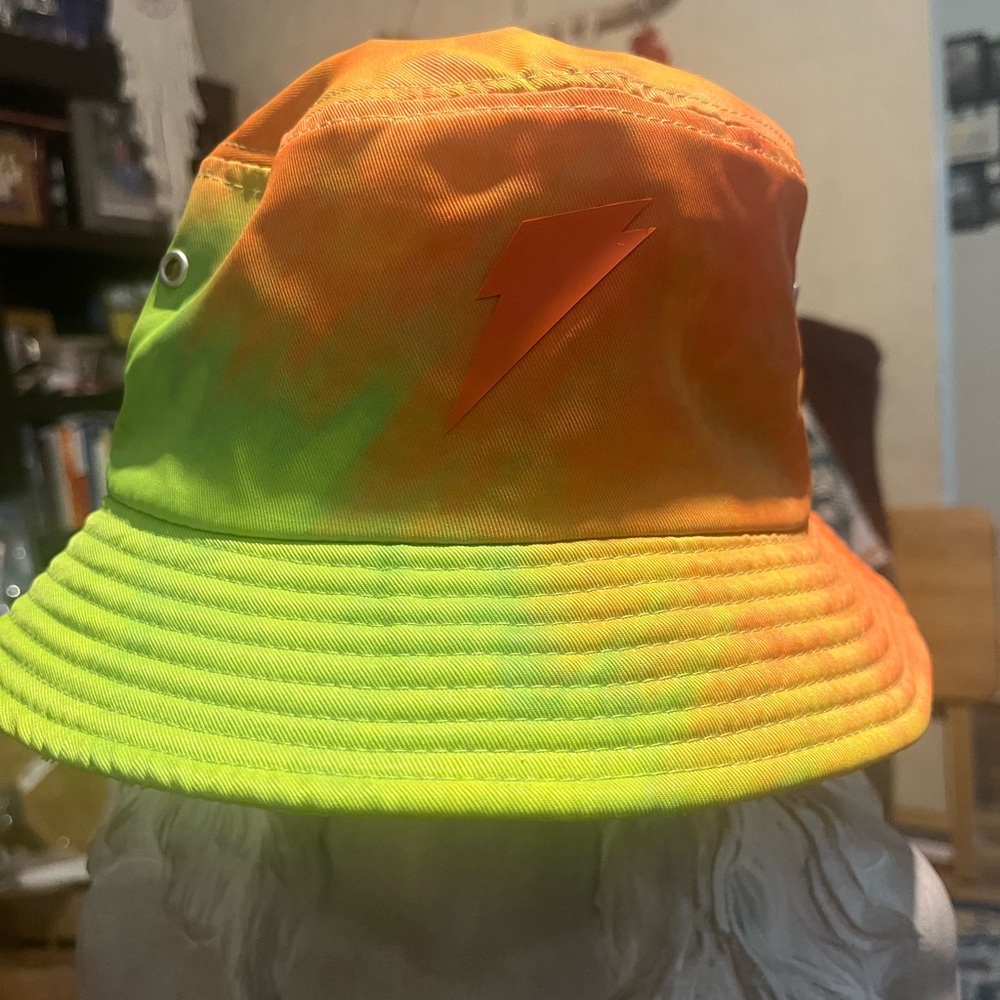 Gatorade Mashups Orange and Green Bucket Hat